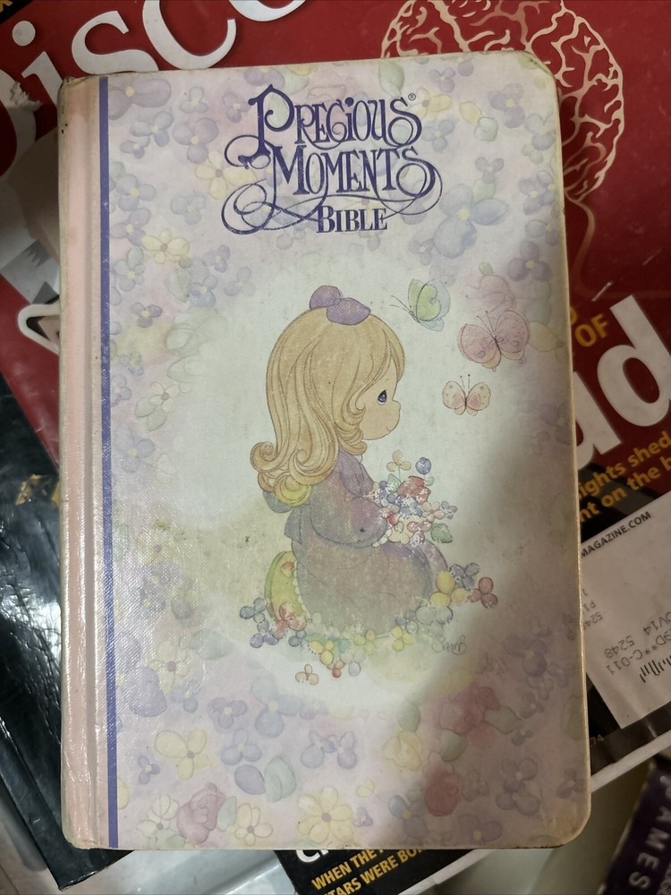 1999~PRECIOUS MOMENTS BIBLE~THE NEW KING JAMES VERSION